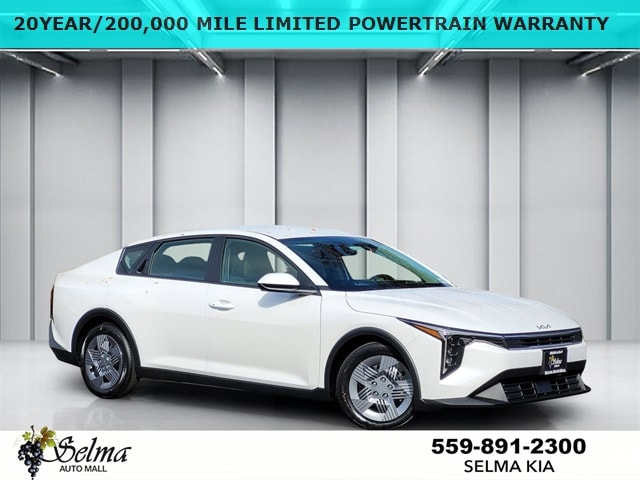 2025 Kia K4 LX's photo