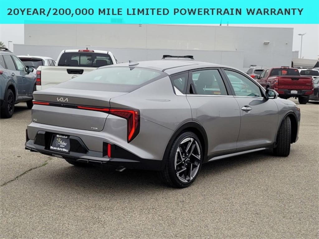New 2025 Kia K4 GT-Line Sedan
