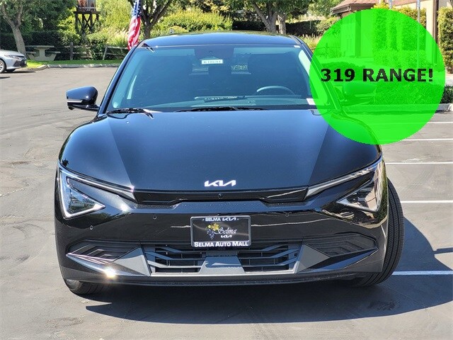 2025 Kia EV6 Light photo 2