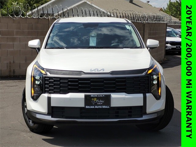 2026 Kia Sportage Hybrid LX photo 2