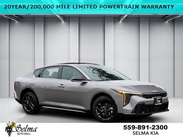 2025 Kia K4 GT-Line Turbo's photo