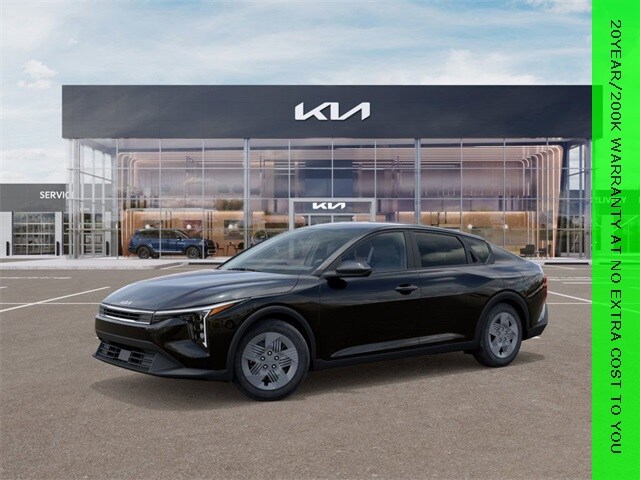 2025 Kia K4 LX photo 2