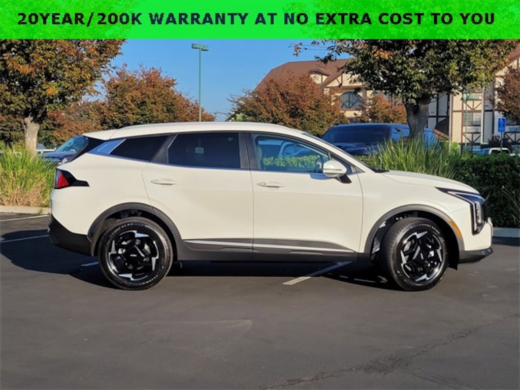 New 2026 Kia Sportage Hybrid EX SUV