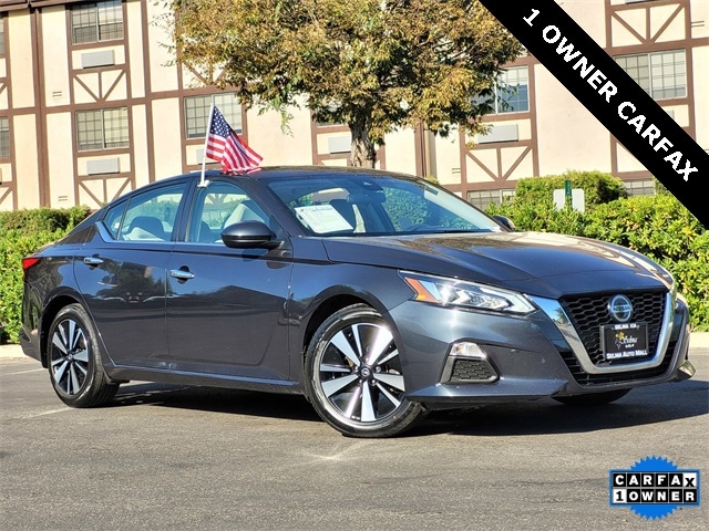 Used 2022 Nissan Altima SV with VIN 1N4BL4DV3NN329417 for sale in Selma, CA