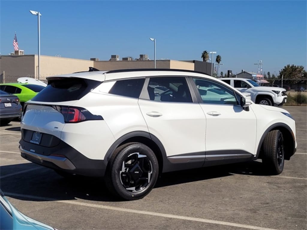 New 2026 Kia Sportage Hybrid EX SUV