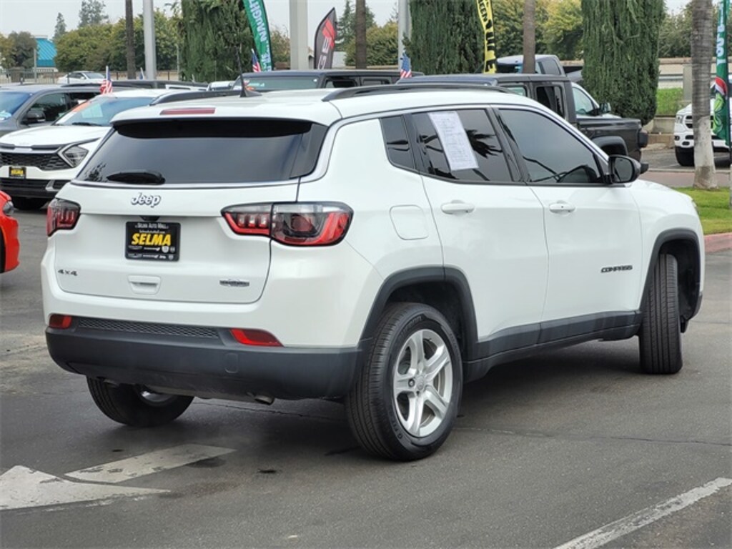 Used 2023 Jeep Compass Latitude SUV
