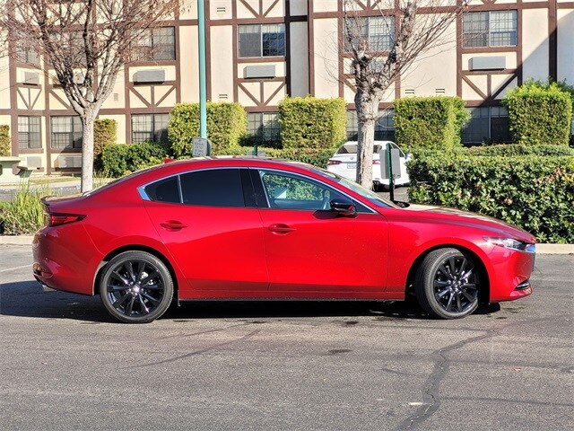 2022 Mazda Mazda3 Premium Plus photo 4