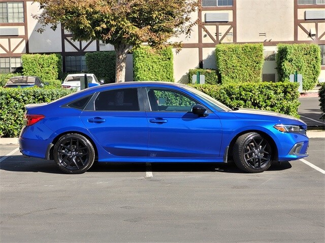 2023 Honda Civic Sport photo 4