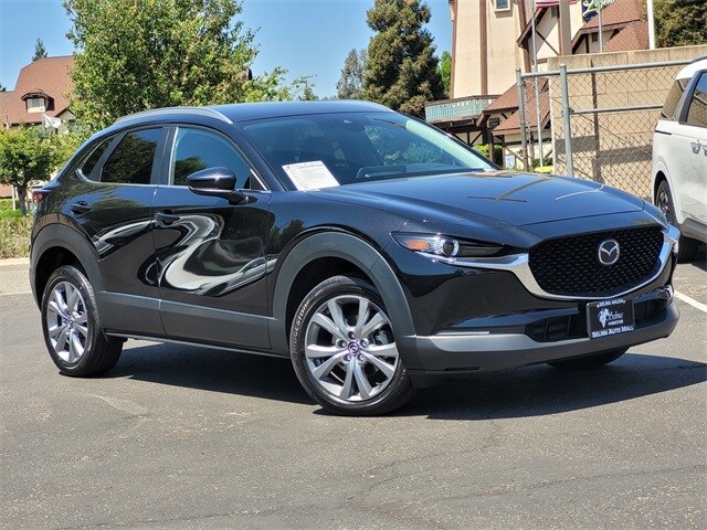 2023 Mazda CX-30 2.5 S Preferred photo 2