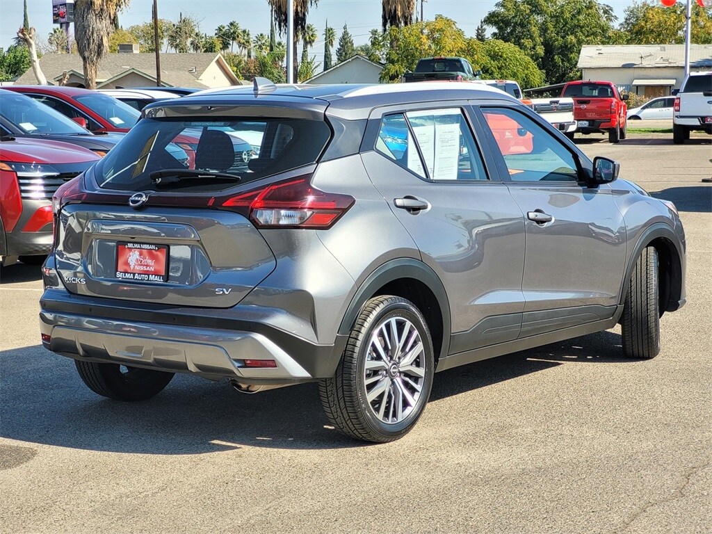 2024 Nissan Kicks SV photo 4