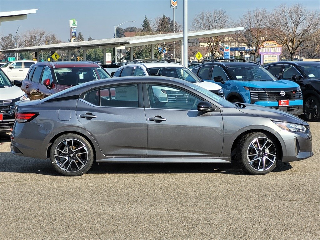 New 2025 Nissan Sentra SR Sedan