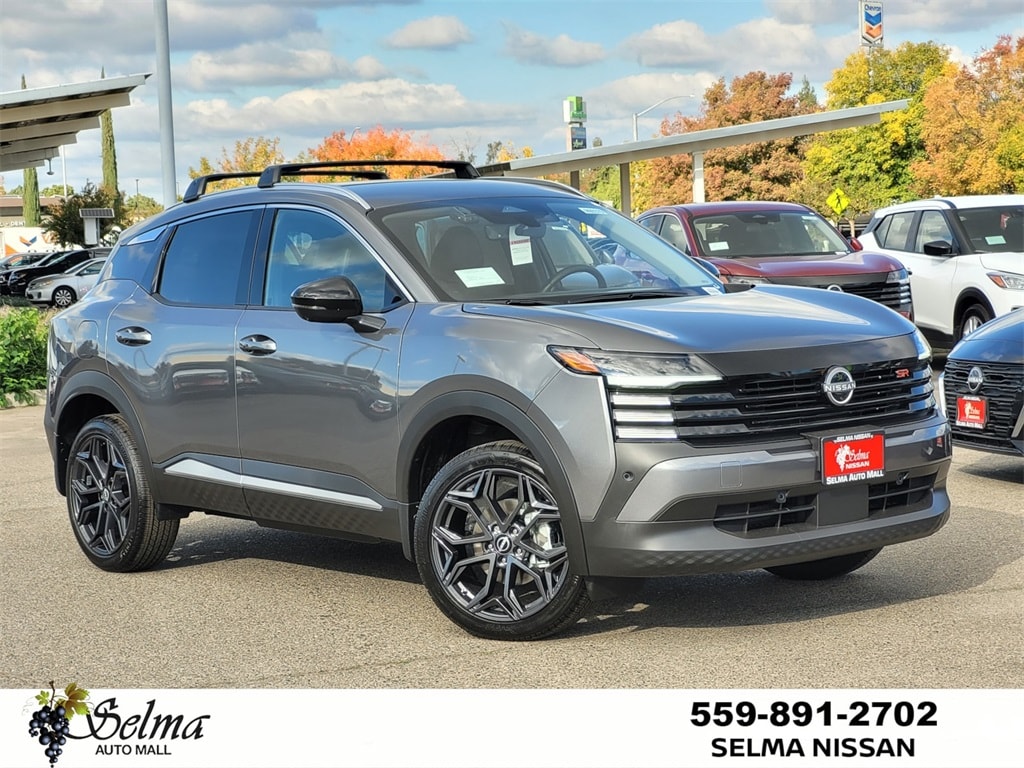 2026 Nissan KICKS SR's photo