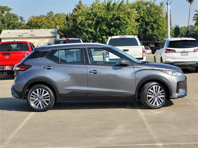 2023 Nissan Kicks SV photo 4