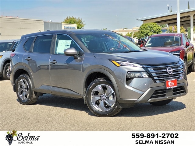 2026 Nissan Rogue SV's photo