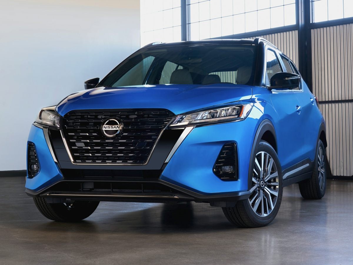 2021 Nissan Kicks SR's photo