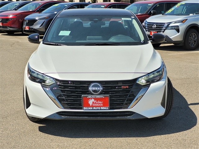 2025 Nissan Sentra SR photo 2