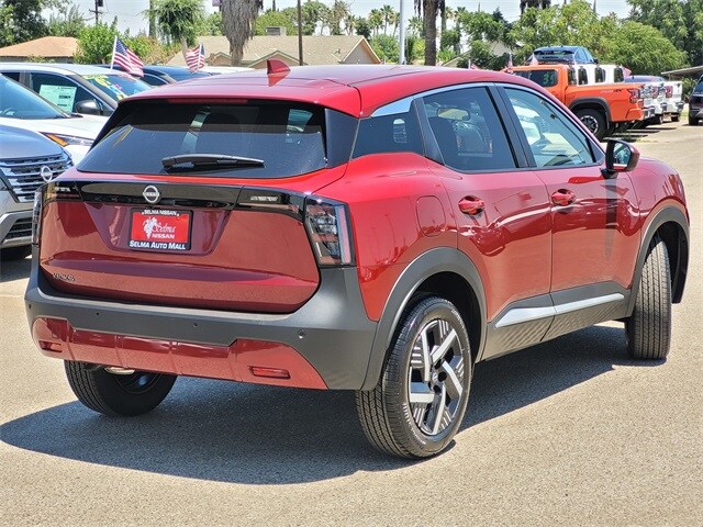 2025 Nissan Kicks SV photo 2