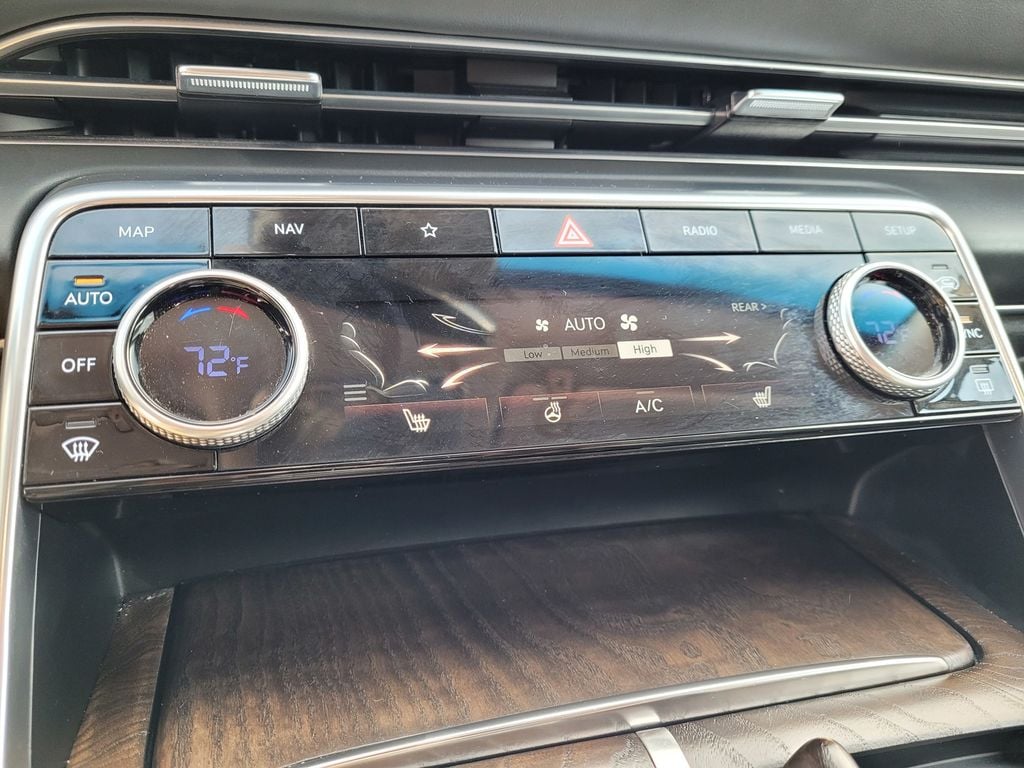 2024 GENESIS GV80 Standard - Photo 21