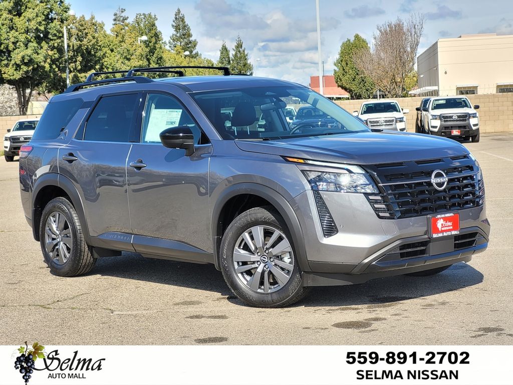 2026 Nissan Pathfinder SV 2WD's photo