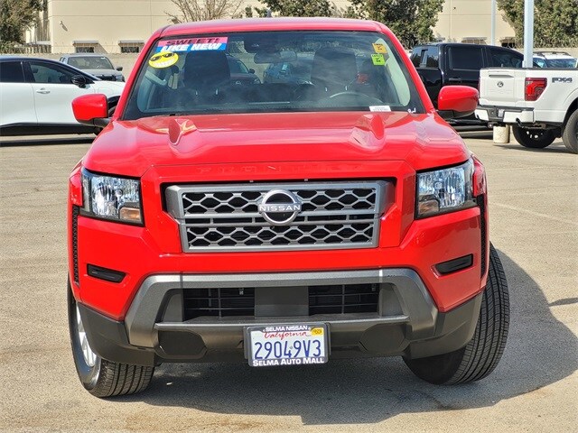 2023 Nissan Frontier SV photo 3
