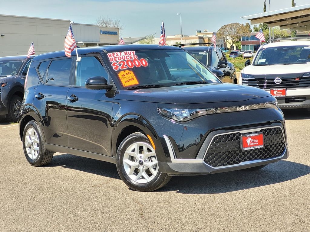 Used 2025 Kia Soul Hatchback