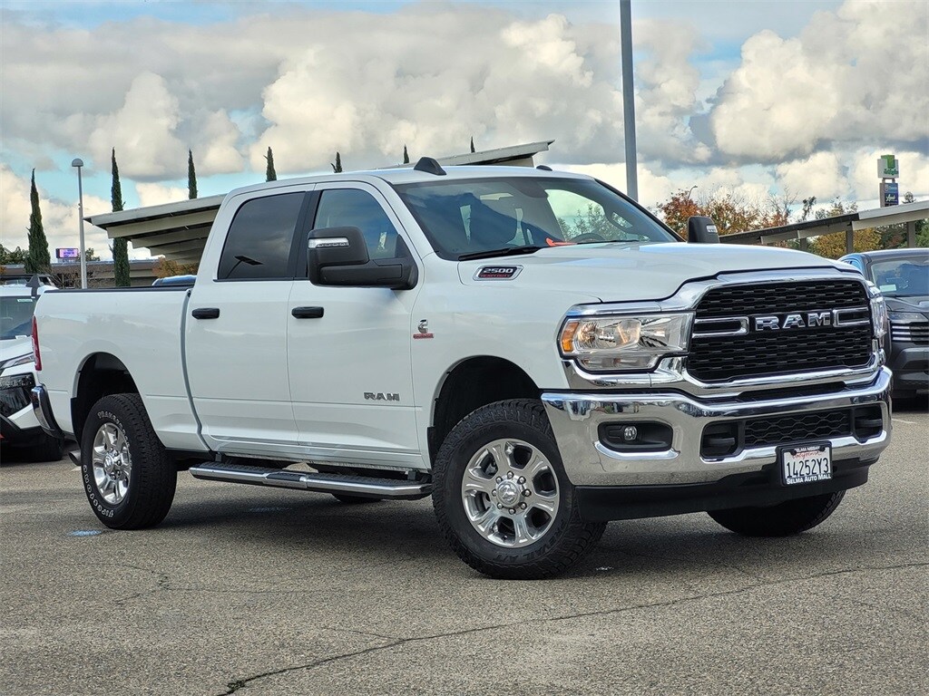 2024 Ram 2500 Big Horn photo 2