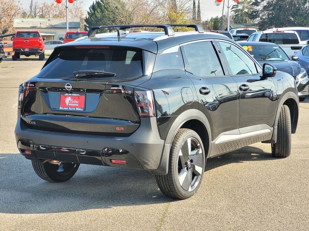 New 2026 Nissan Kicks SR SUV