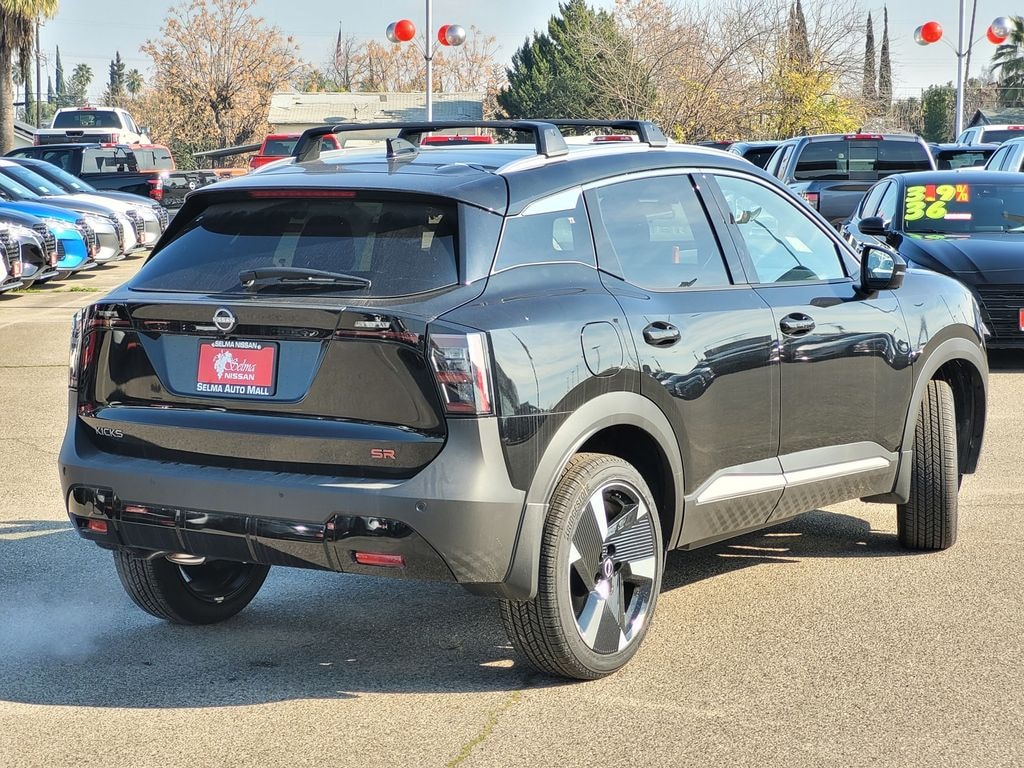 New 2026 Nissan Kicks SR SUV