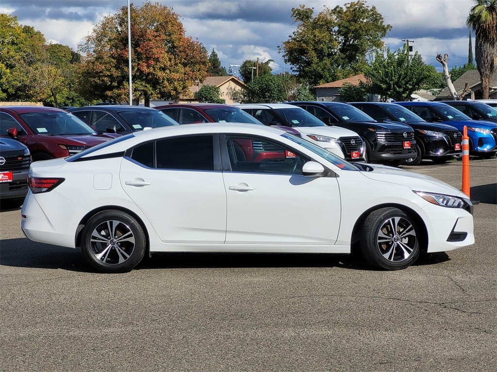 2023 Nissan Sentra SV photo 2