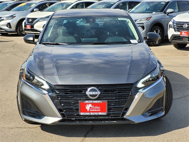 2025 Nissan Altima S photo 2