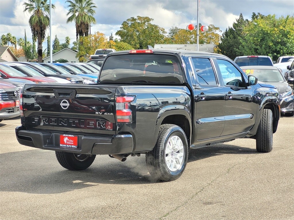 2023 Nissan Frontier SV photo 4