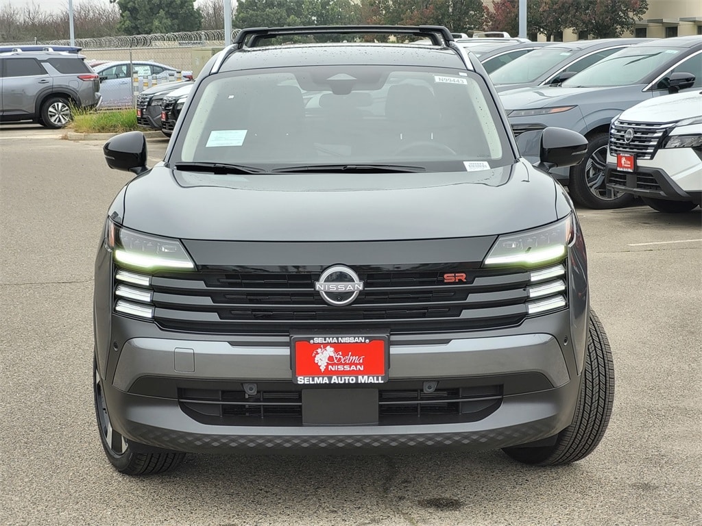 New 2026 Nissan Kicks SR SUV