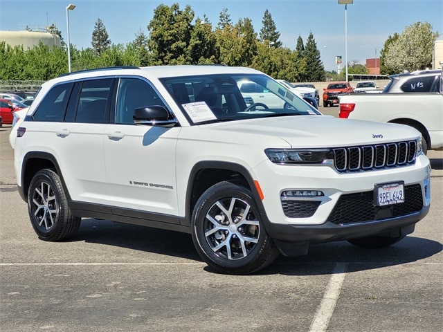 Used 2023 Jeep Grand Cherokee Limited with VIN 1C4RJGBG8PC539191 for sale in Selma, CA