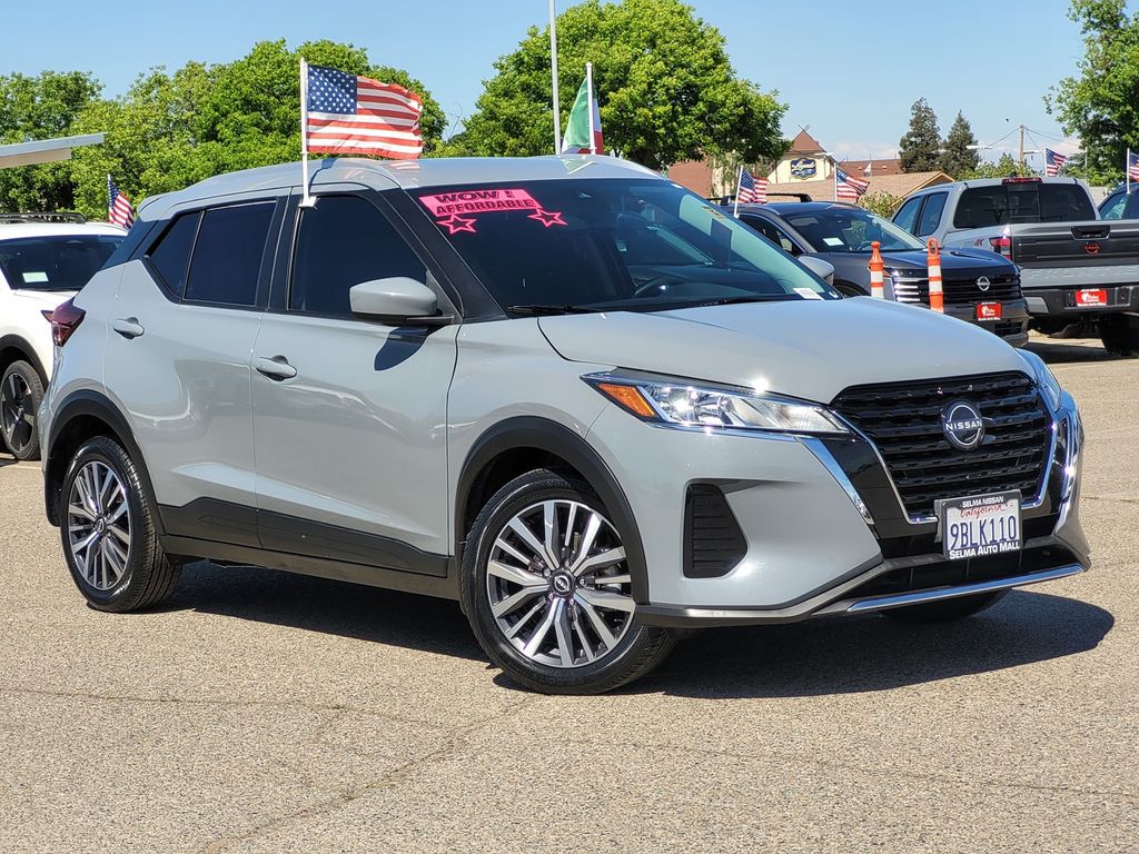 Used 2022 Nissan Kicks SV with VIN 3N1CP5CV6NL504871 for sale in Selma, CA