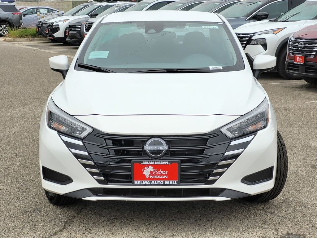New 2025 Nissan Versa 1.6 SV Sedan