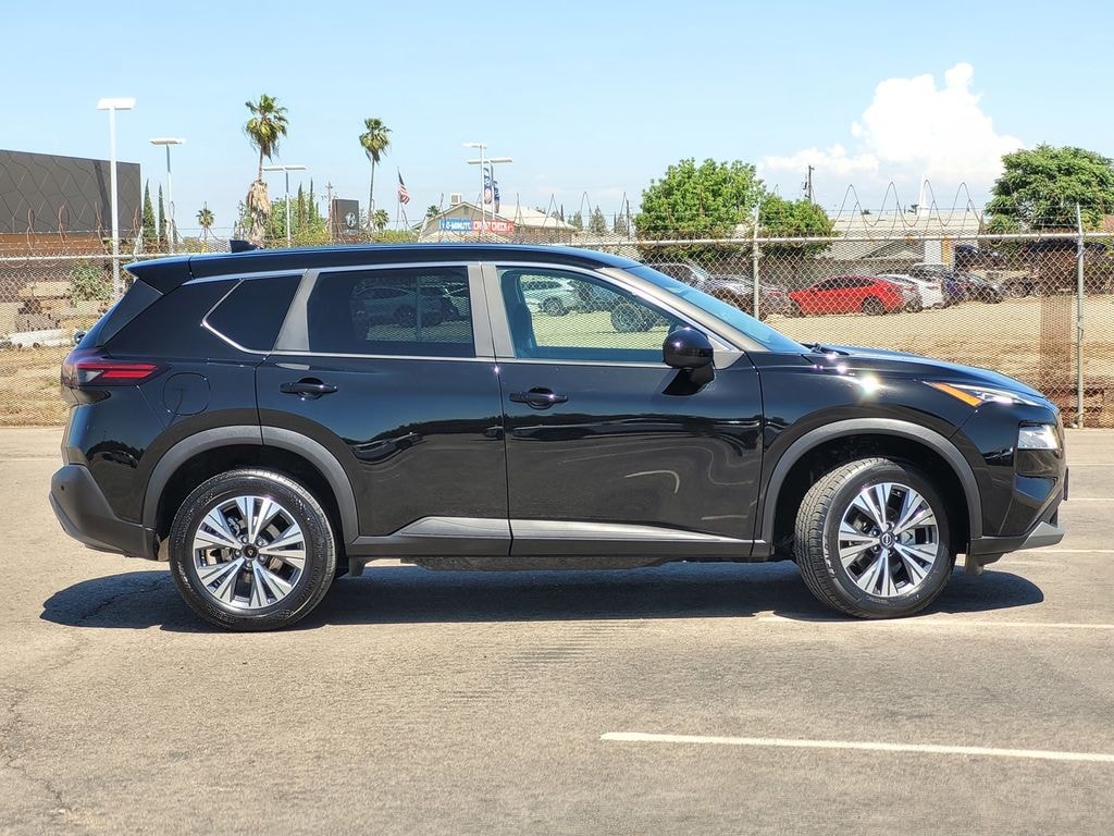 Used 2023 Nissan Rogue SV SUV