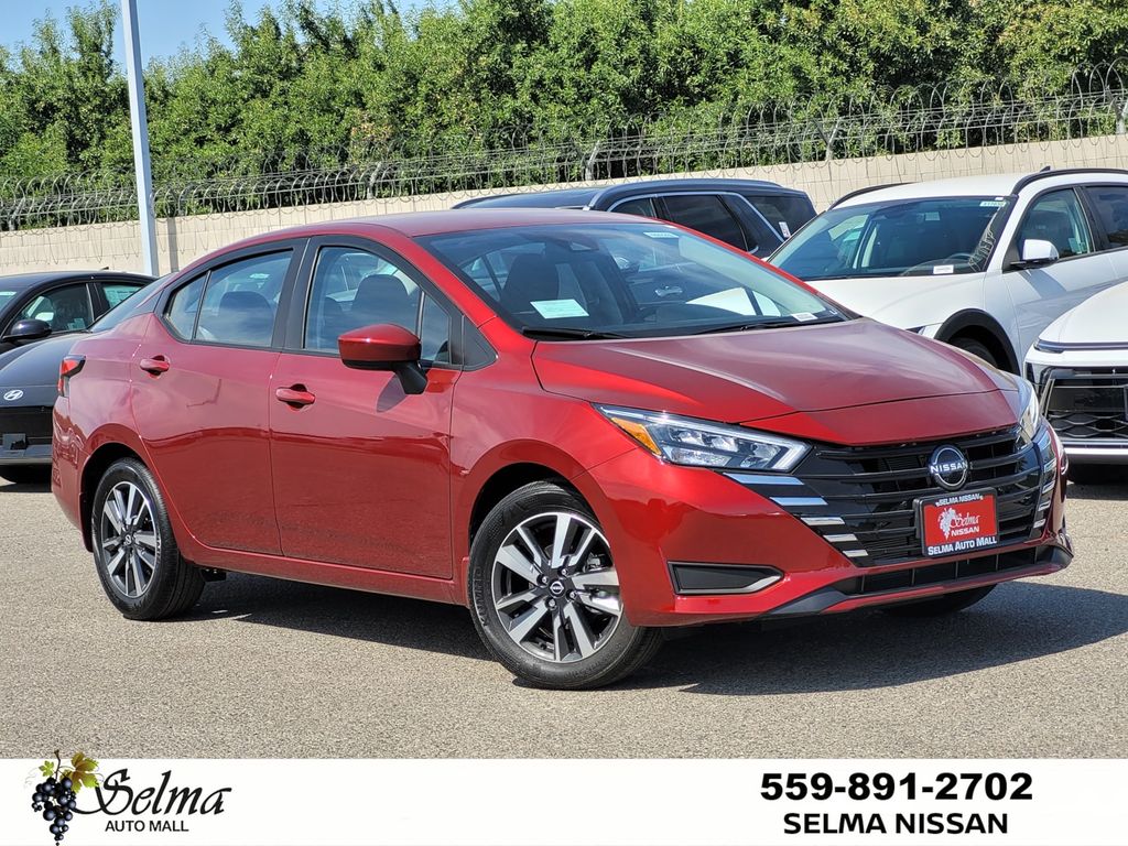 2025 Nissan Versa Sedan SV