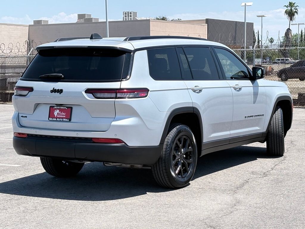 Used 2024 Jeep Grand Cherokee L Laredo SUV