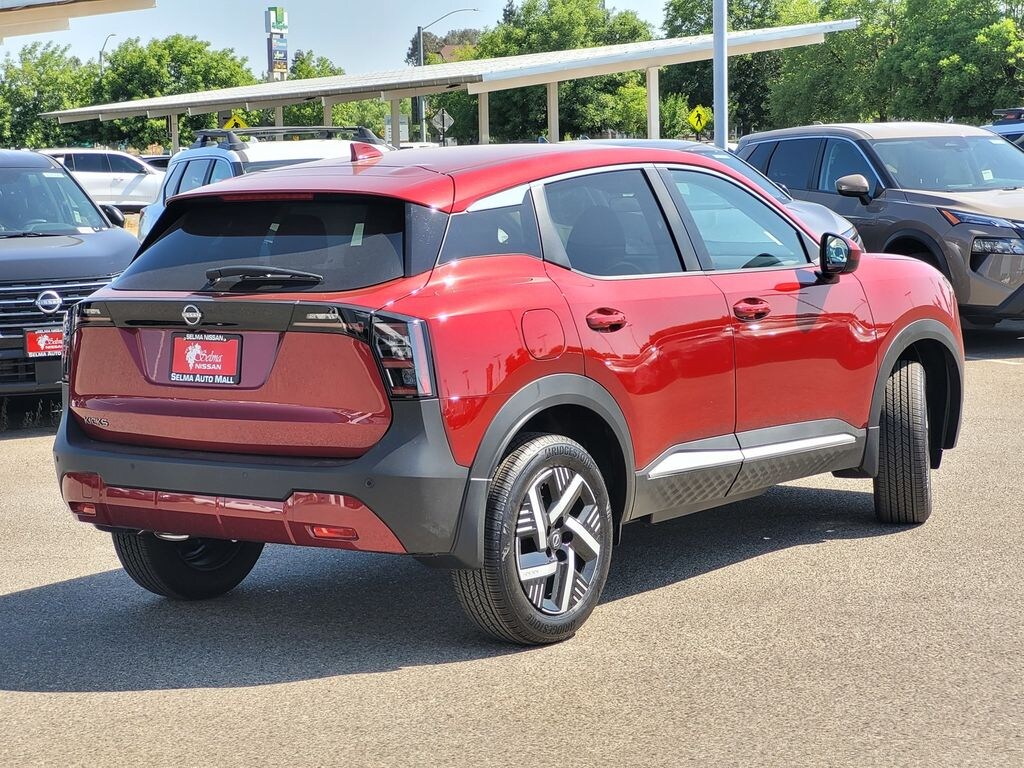 New 2025 Nissan Kicks SV SUV