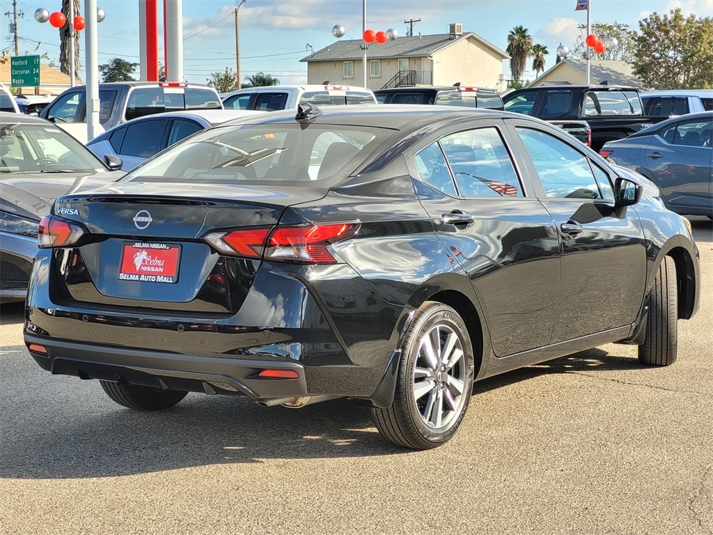 New 2025 Nissan Versa 1.6 SV Sedan