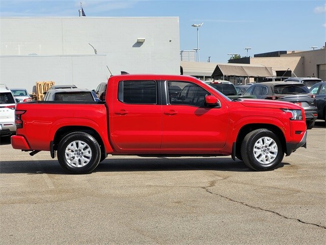 2023 Nissan Frontier SV photo 4