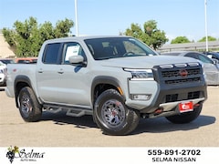2025 Nissan Frontier PRO-4X Truck Crew Cab