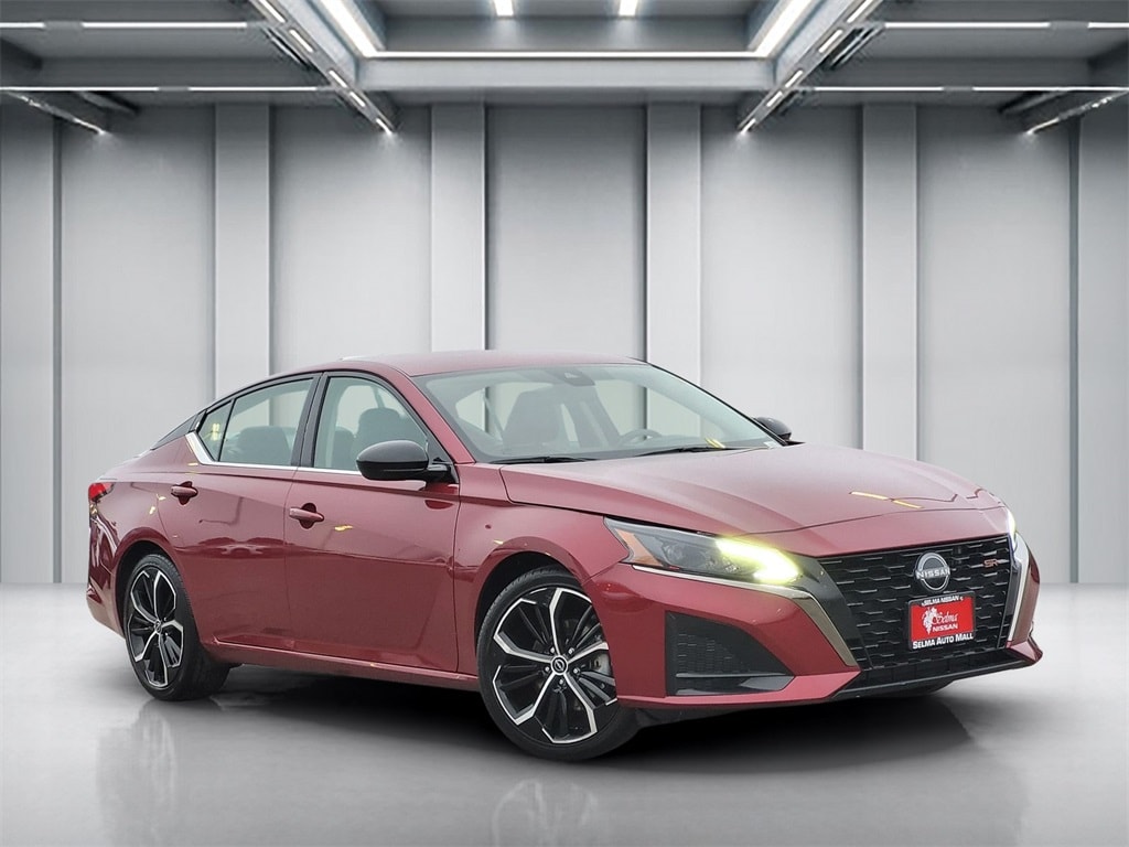 2024 Nissan Altima SR