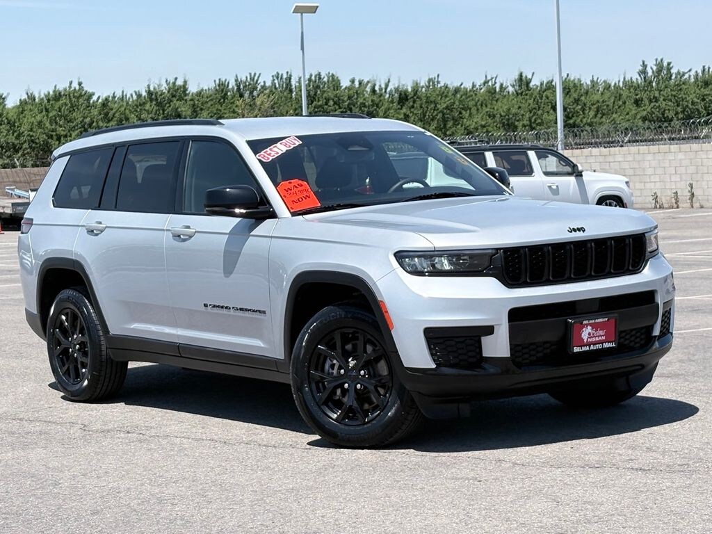 Used 2024 Jeep Grand Cherokee L Laredo SUV
