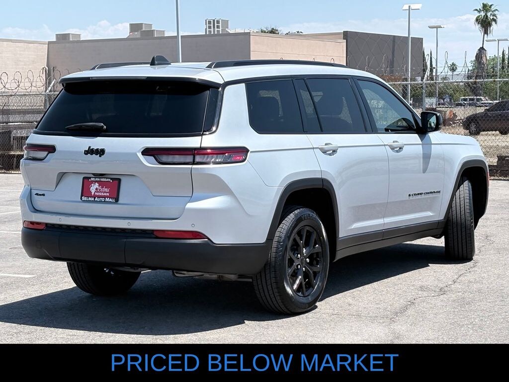Used 2024 Jeep Grand Cherokee L Laredo SUV