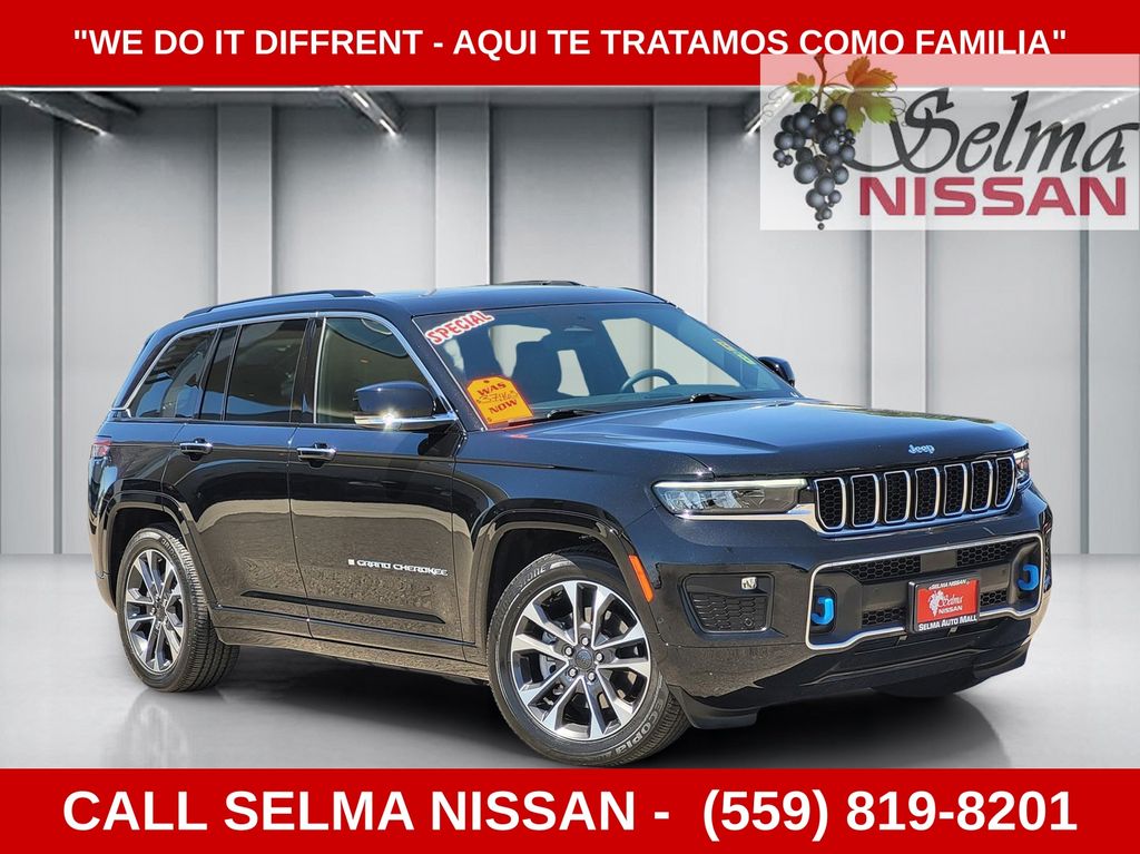 2022 Jeep Grand Cherokee Overland 4xe 4x4's photo