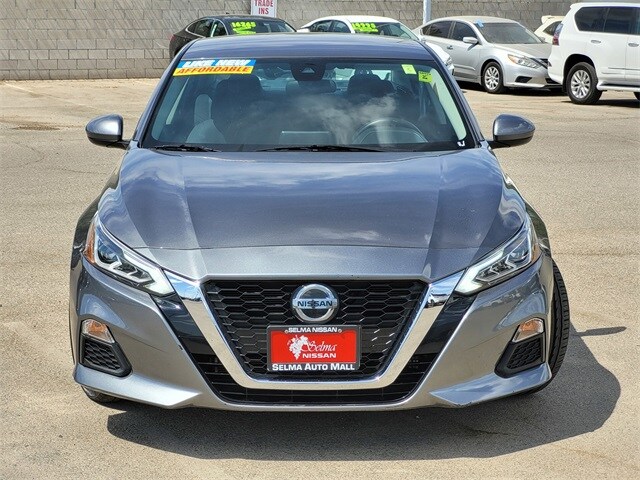 2022 Nissan Altima 2.5 SV photo 3