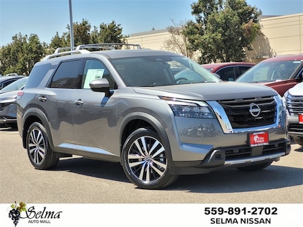 2025 Nissan Pathfinder Platinum SUV