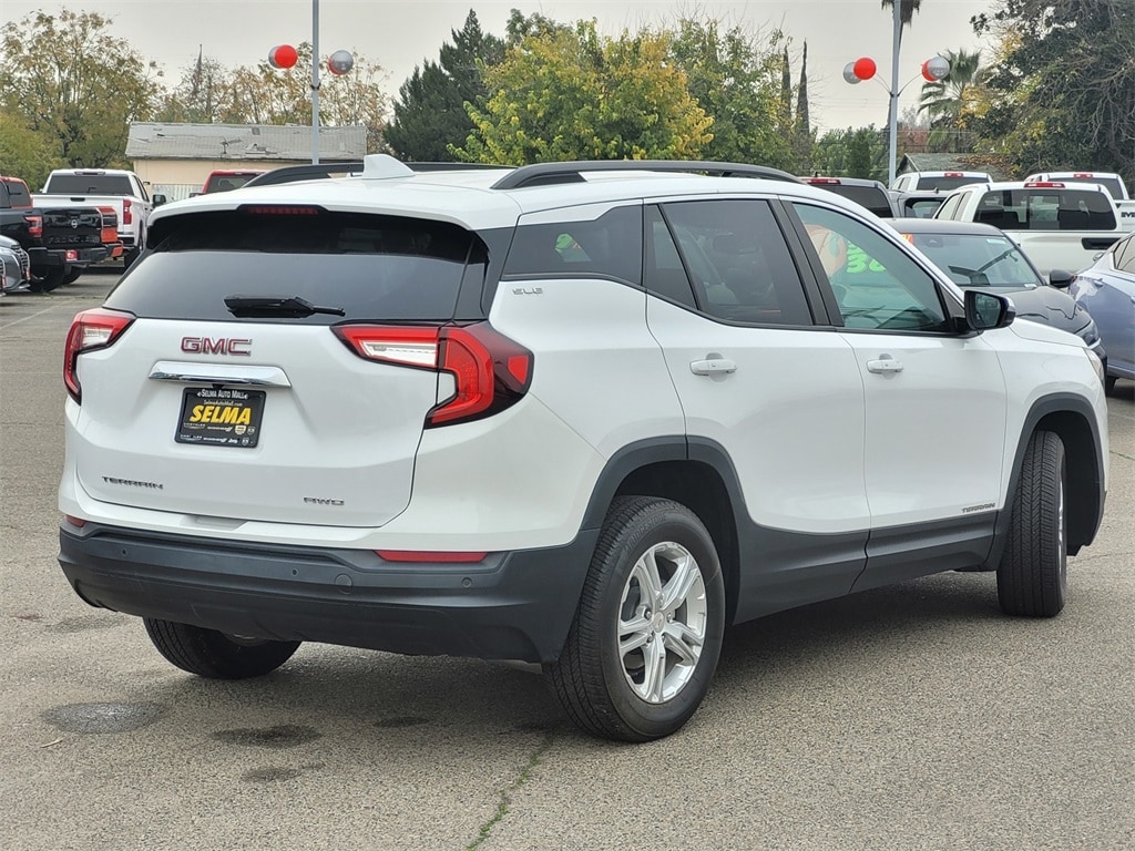 Used 2023 GMC Terrain SLE SUV