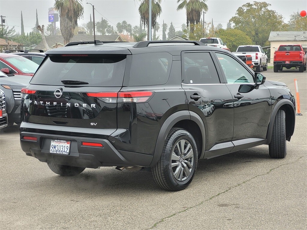Used 2024 Nissan Pathfinder SV SUV